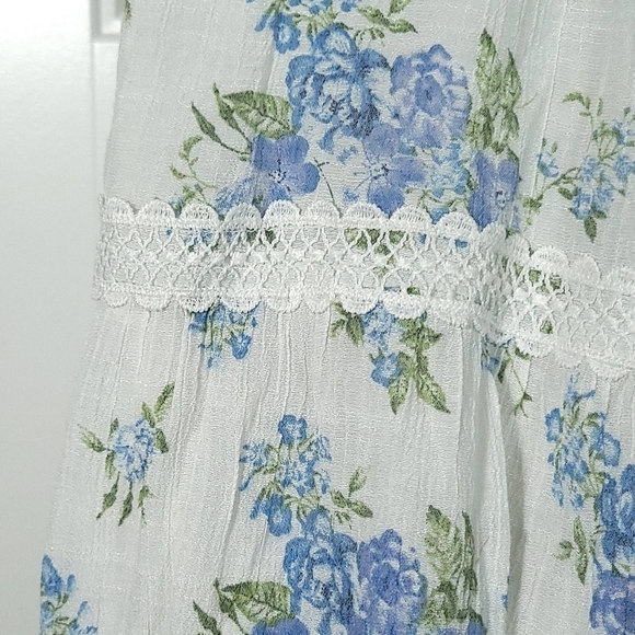 Mine by Blu Pepper Sz Med White & Blue Floral Cottagecore Sleeveless Midi Dress - Picture 7 of 10